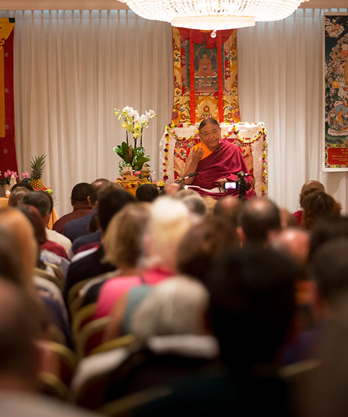 Sua Santidade Kyabgon Gongma Trichen Rinpoche, o 41.º Sakya Trizin; Iniciação de Guru Rinpoche; Hotel Marriott Lisboa – 1 de setembro de 2019 – Lisboa